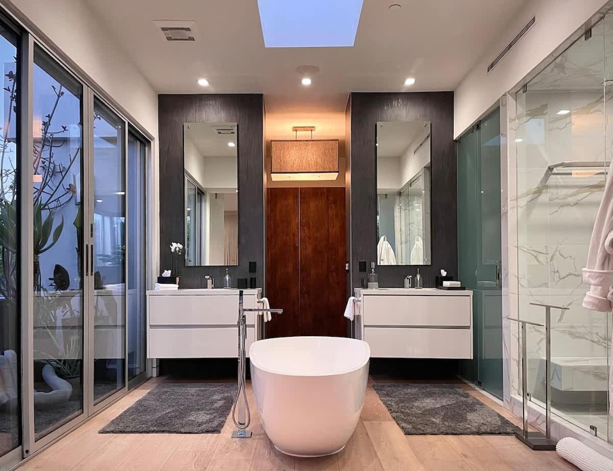 Stunning - Pool & Hot Tub - Fire Pit Holiday home Los Angeles